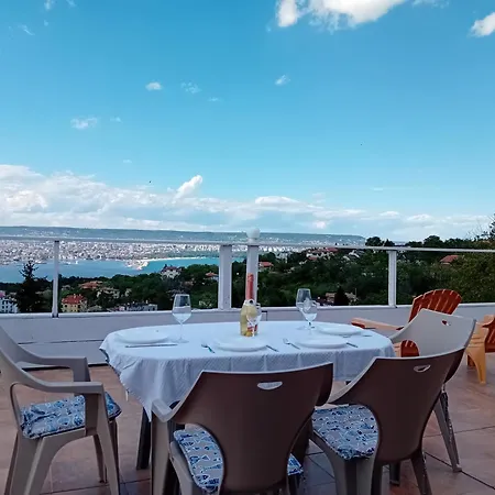 Zaliva 아파트 바르나